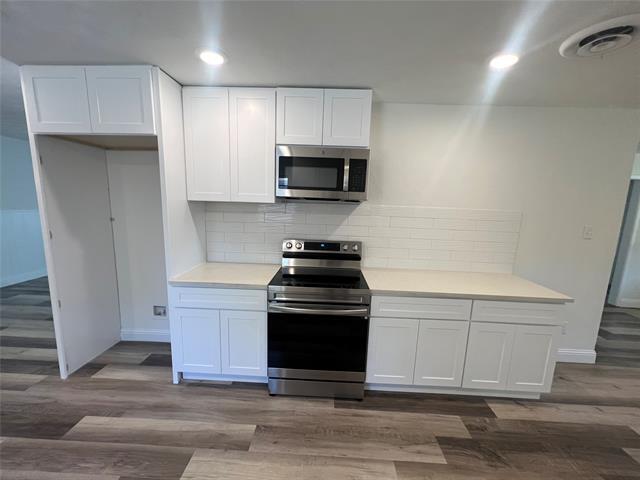 Building Photo - 1501 W Chestnut St