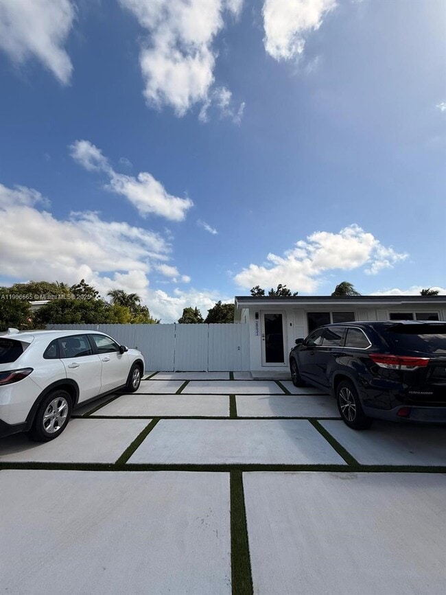 Building Photo - 28631 SW 147th Ct