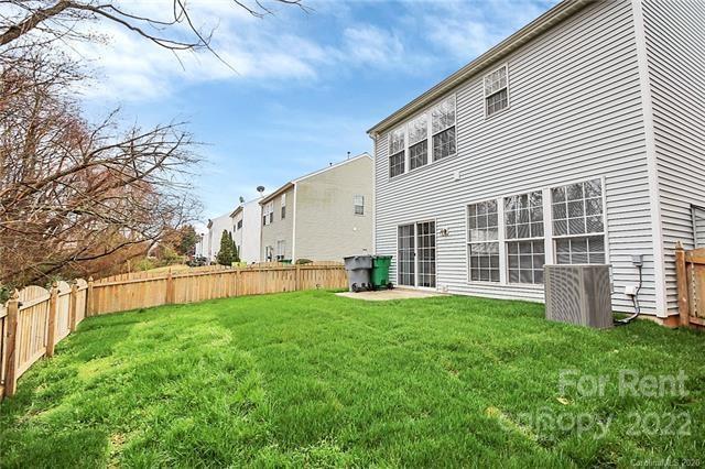 Building Photo - 2029 Chinabrook Ct