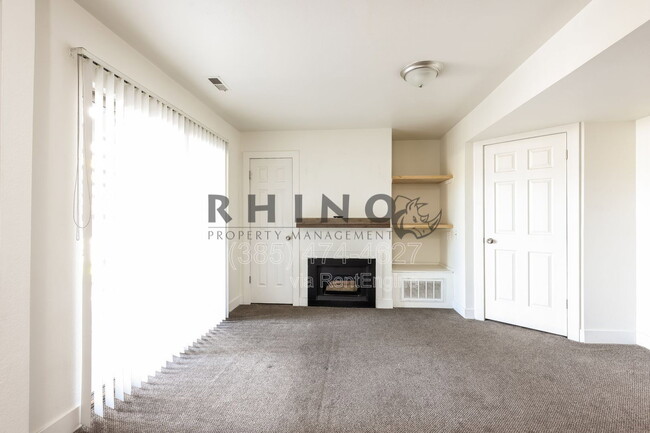 Building Photo - 1767 Willowbrook Dr