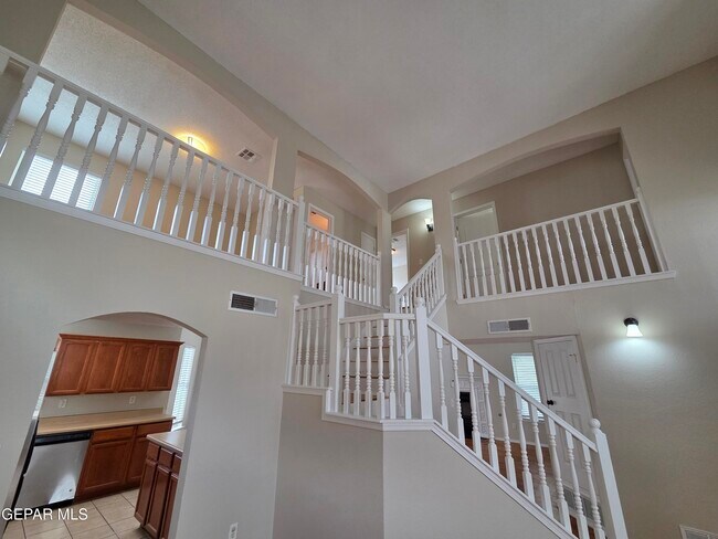 Building Photo - 12640 Gilded Sun Dr