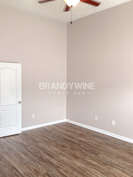 Building Photo - 7132 Bowie Dr