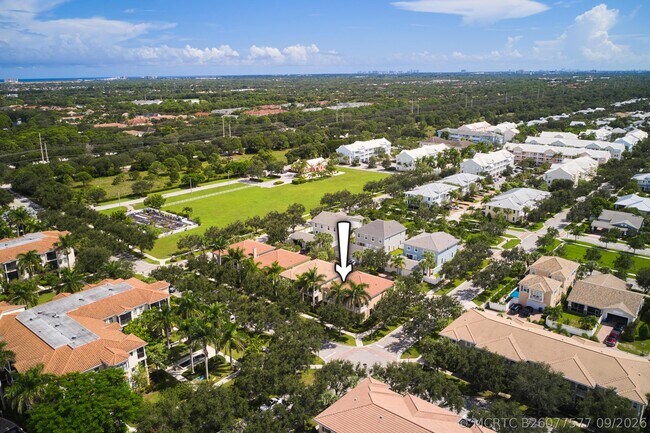 Building Photo - 1080 Community Dr