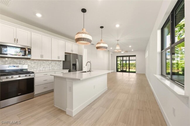 Building Photo - 1873 Amador Ct