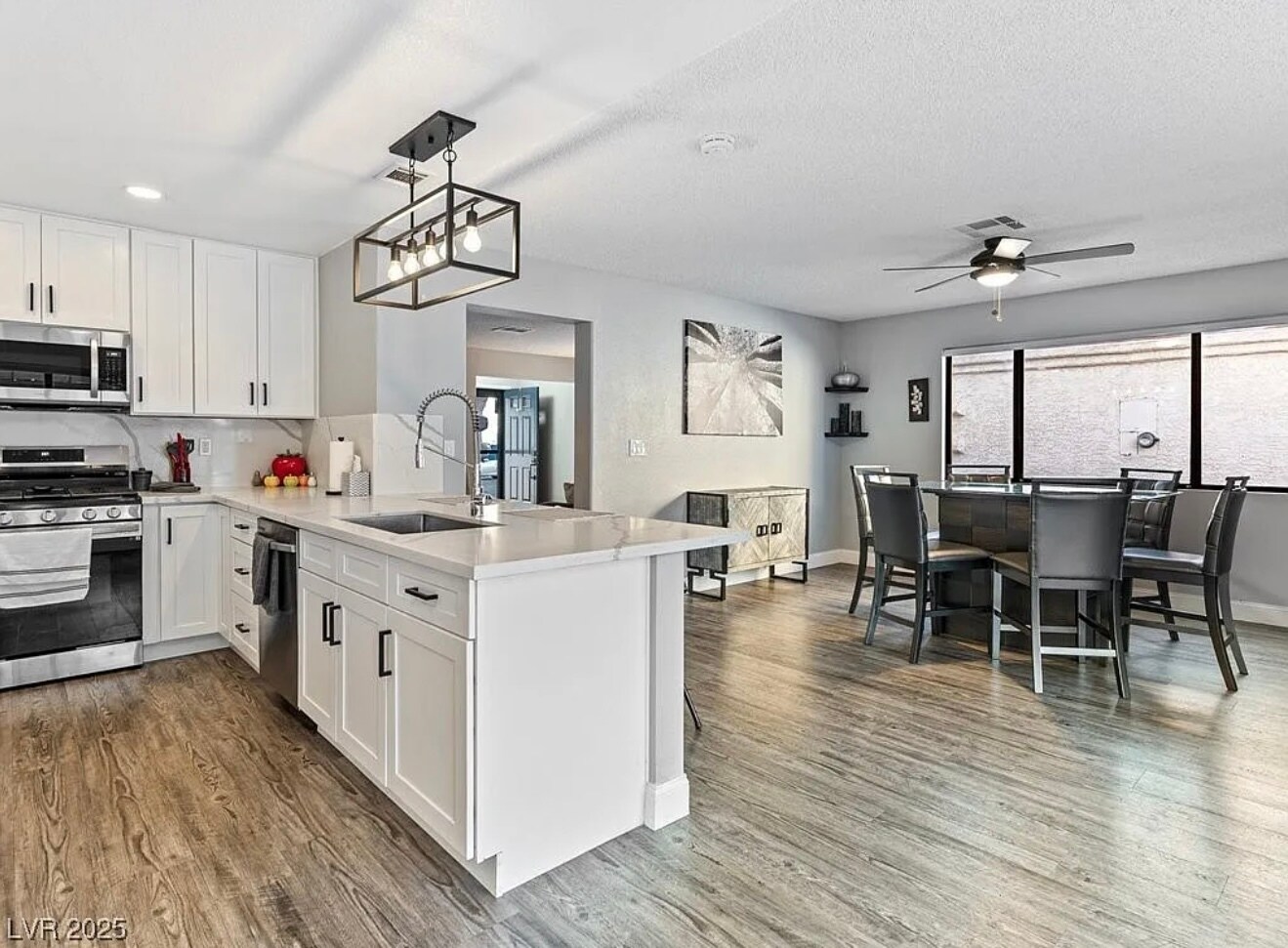 Building Photo - 2801 Willow Wind Ct
