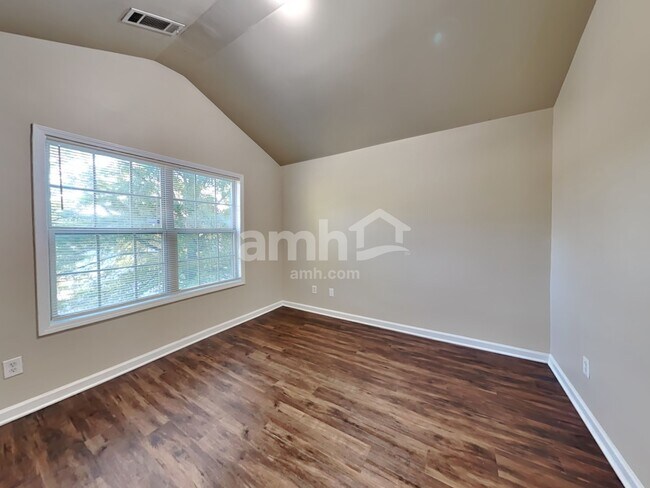 Building Photo - 748 York View Dr