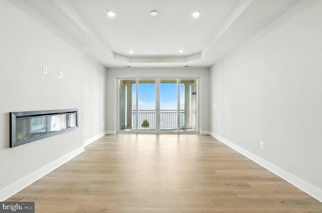 Building Photo - 218 Switchgrass Wy