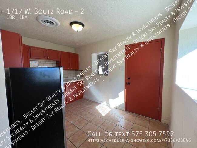 Building Photo - 1717 W Boutz Rd