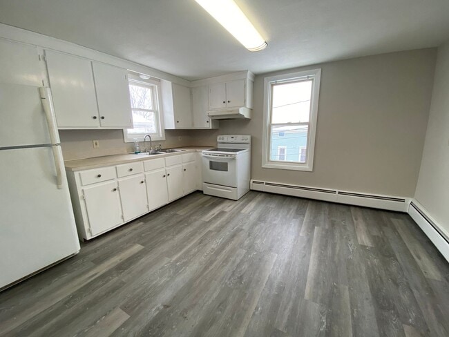 Interior Photo - 51-53 Summer Street