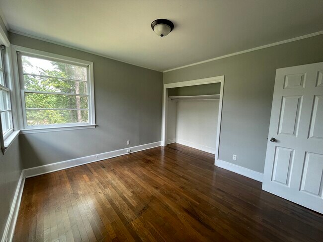Building Photo - 5411 Garners Ferry Rd