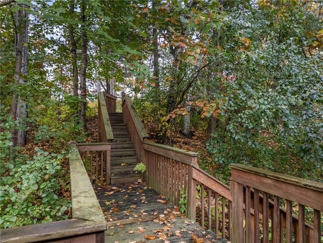 Building Photo - 10085 Scandia Trail N