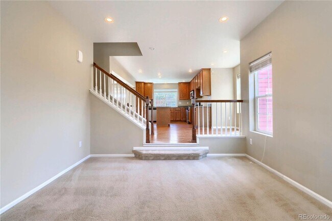 Building Photo - Gorgeous 4 bedroom in the highly sought af...