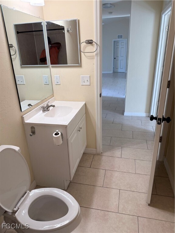 Building Photo - 2000 SW 3rd St