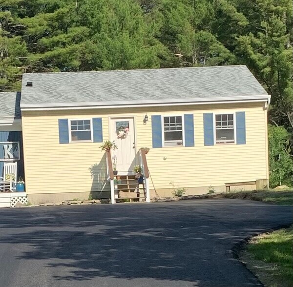 Building Photo - 432 Stackpole Rd