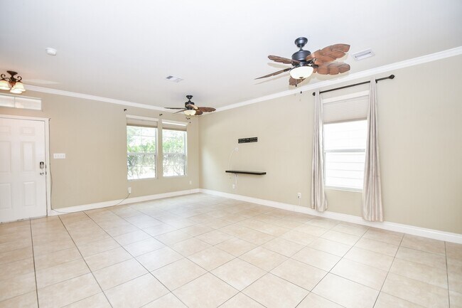 Building Photo - 16843 Mammoth Springs Dr