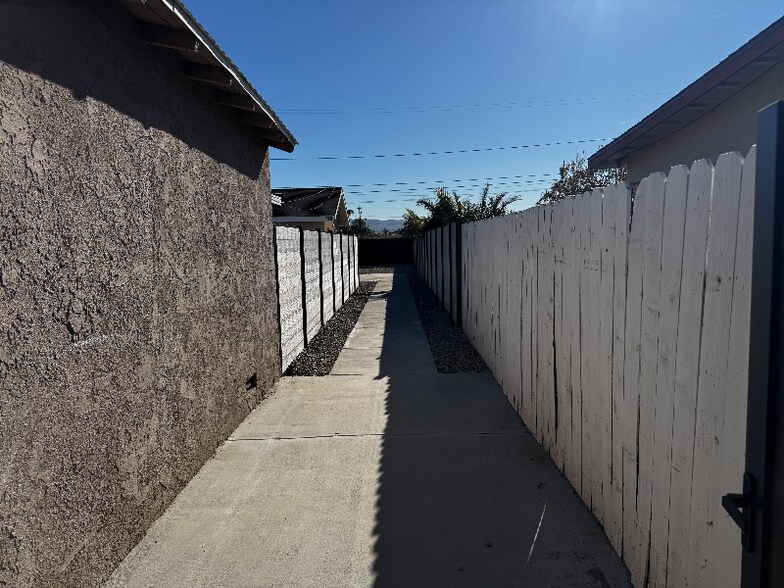 Building Photo - 24953 Union St