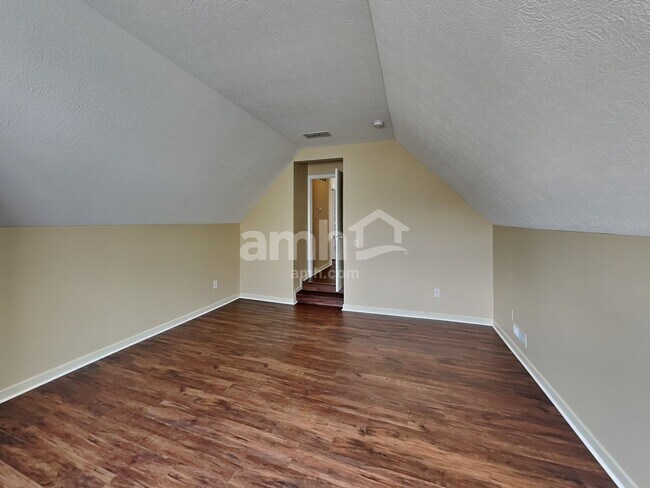 Building Photo - 7187 Normanton Dr