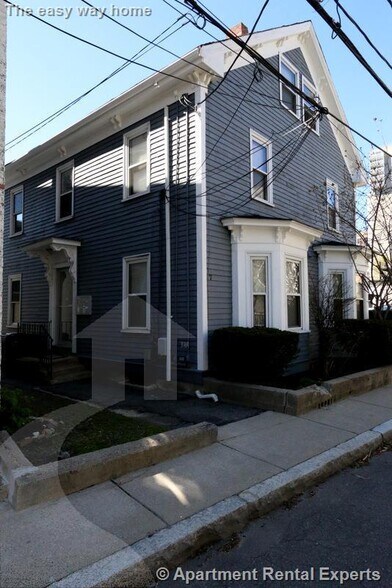 Building Photo - 9 Elmer St