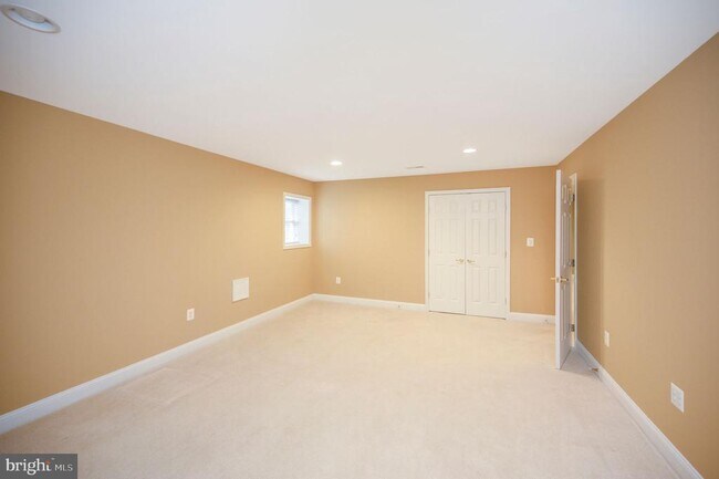 Building Photo - 13784 Charismatic Way