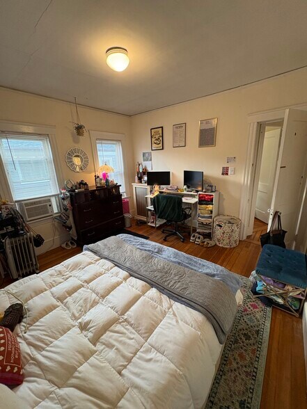 Building Photo - 34 Sunset Rd