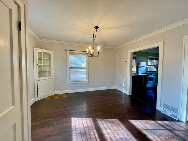 Building Photo - {204} Brookside Stunner + Fully updated 2 Story + Fenced Yard + 1 Car Garage