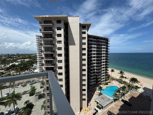 Building Photo - 3800 Galt Ocean Dr