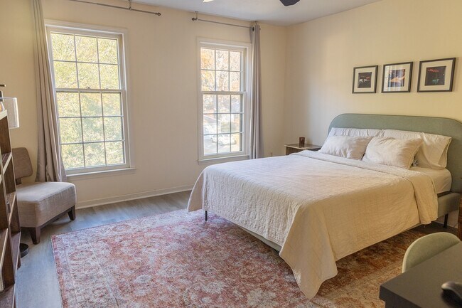 Building Photo - 7436 Nall Ave