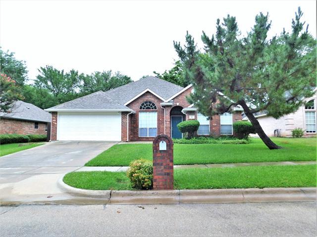 Primary Photo - 516 Chateau Ct