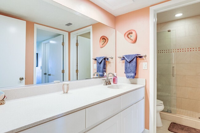 Building Photo - 2955 N Beach Rd