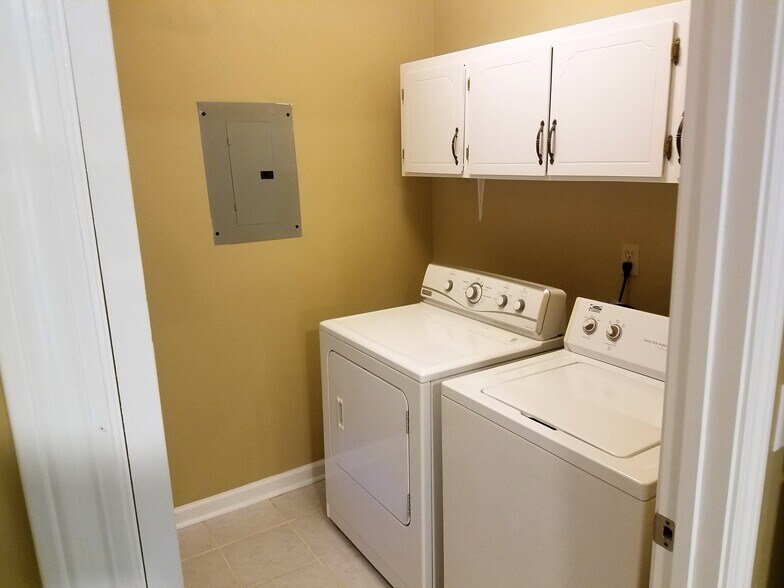 Washer and dryer hooked up and ready - 1822 A, Lela Lane