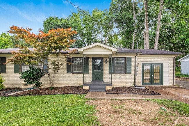 Building Photo - 11335 Chicamauga Trail SE