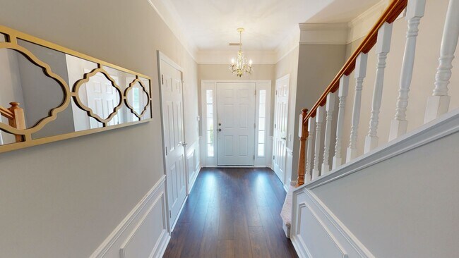 Building Photo - Double Master Townhome in South Park