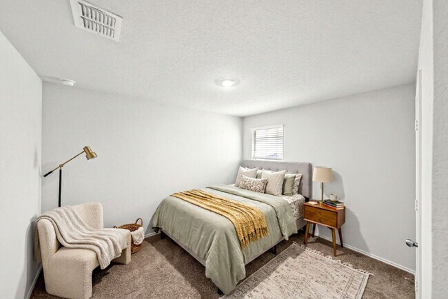 Building Photo - New Rental Alert! 2 Weeks Free Rent with 15 Month Lease