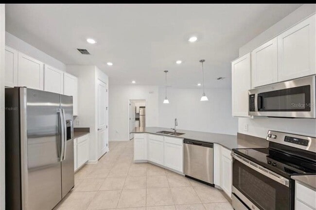 Building Photo - 4270 Eastminster Rd