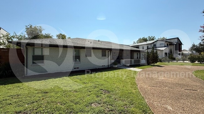Building Photo - 6458 Royal Ln