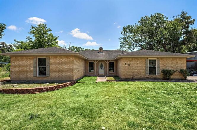 Building Photo - 118 E Tamarind St