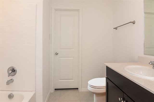 Building Photo - 3104 Helix Bay Dr