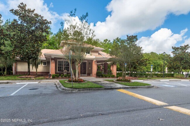 Building Photo - 3483 Lone Tree Ln