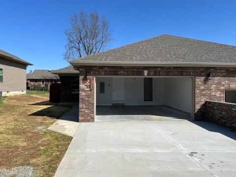 Building Photo - 1308 S Nelson Ct