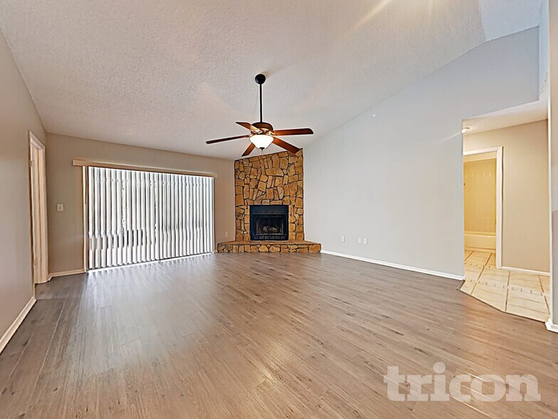 Building Photo - 4703 N Dawnmeadow Ct