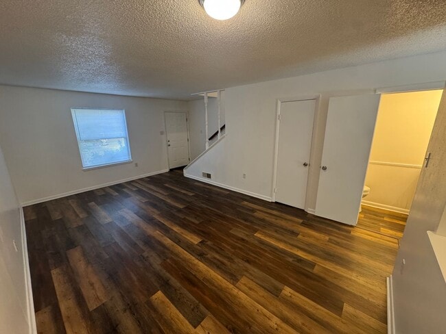 Building Photo - 8304 Woodview Dr N