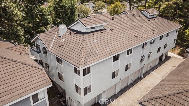 Building Photo - 26941 Rainbow Glen Dr