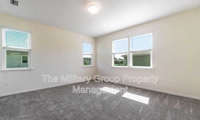 Building Photo - 12706 Grn Mdw Dr