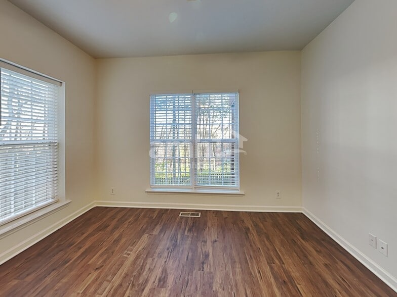 Building Photo - 5229 Ridgefalls Way