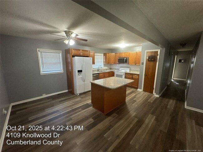 Building Photo - 4109 Knollwood Dr