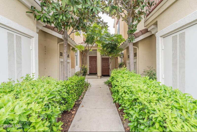 Building Photo - 2916 Esperanza Way