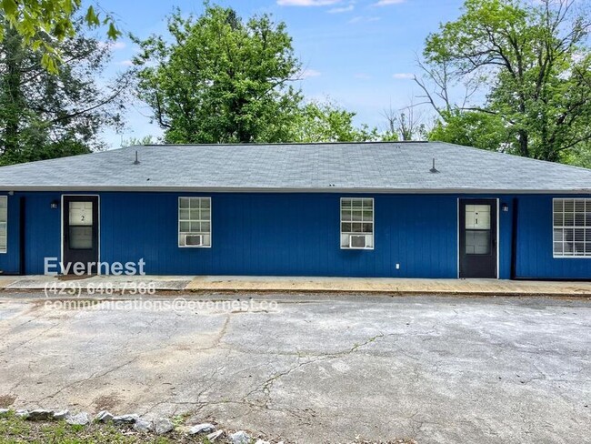 Building Photo - 5727 N Morgan Ln