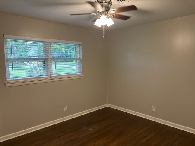 Building Photo - 3819 Marie Cook Dr