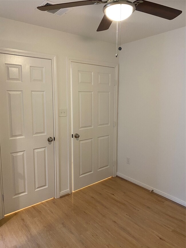 Building Photo - 3722 Putnam Dr