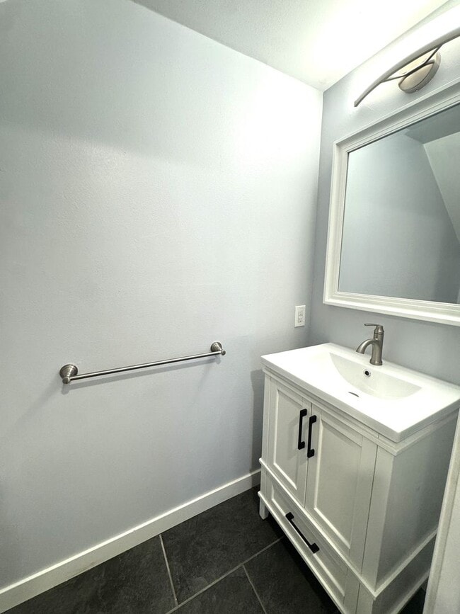 Building Photo - 3Bd/2.5Ba Seattle House